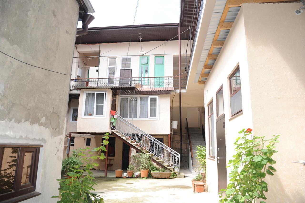 Apartment On Prospekt Mira 71 ซุคุม ภายนอก รูปภาพ